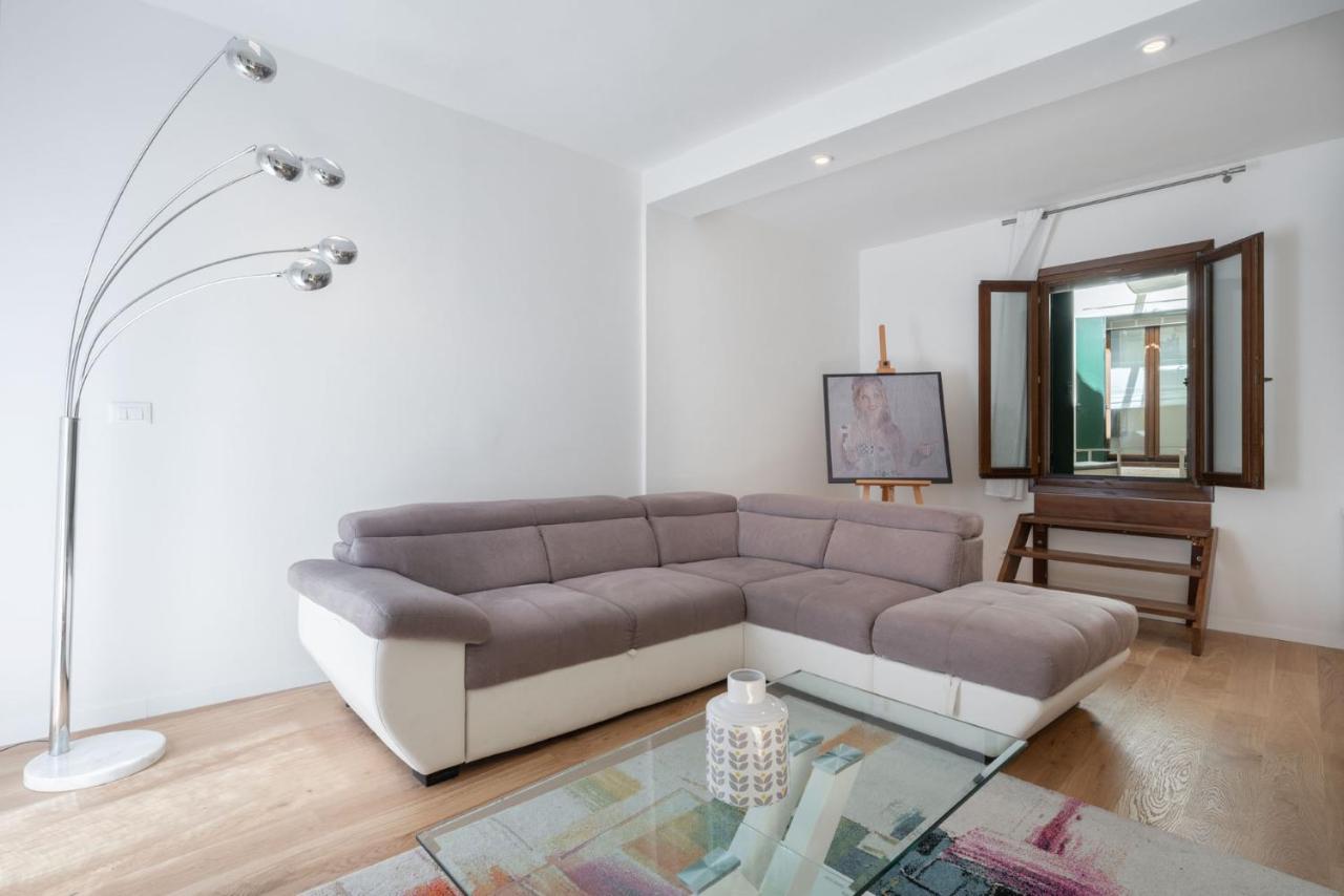 Apartamento San Marco Prestige With Terrace By Wonderful Italy Venecia Exterior foto