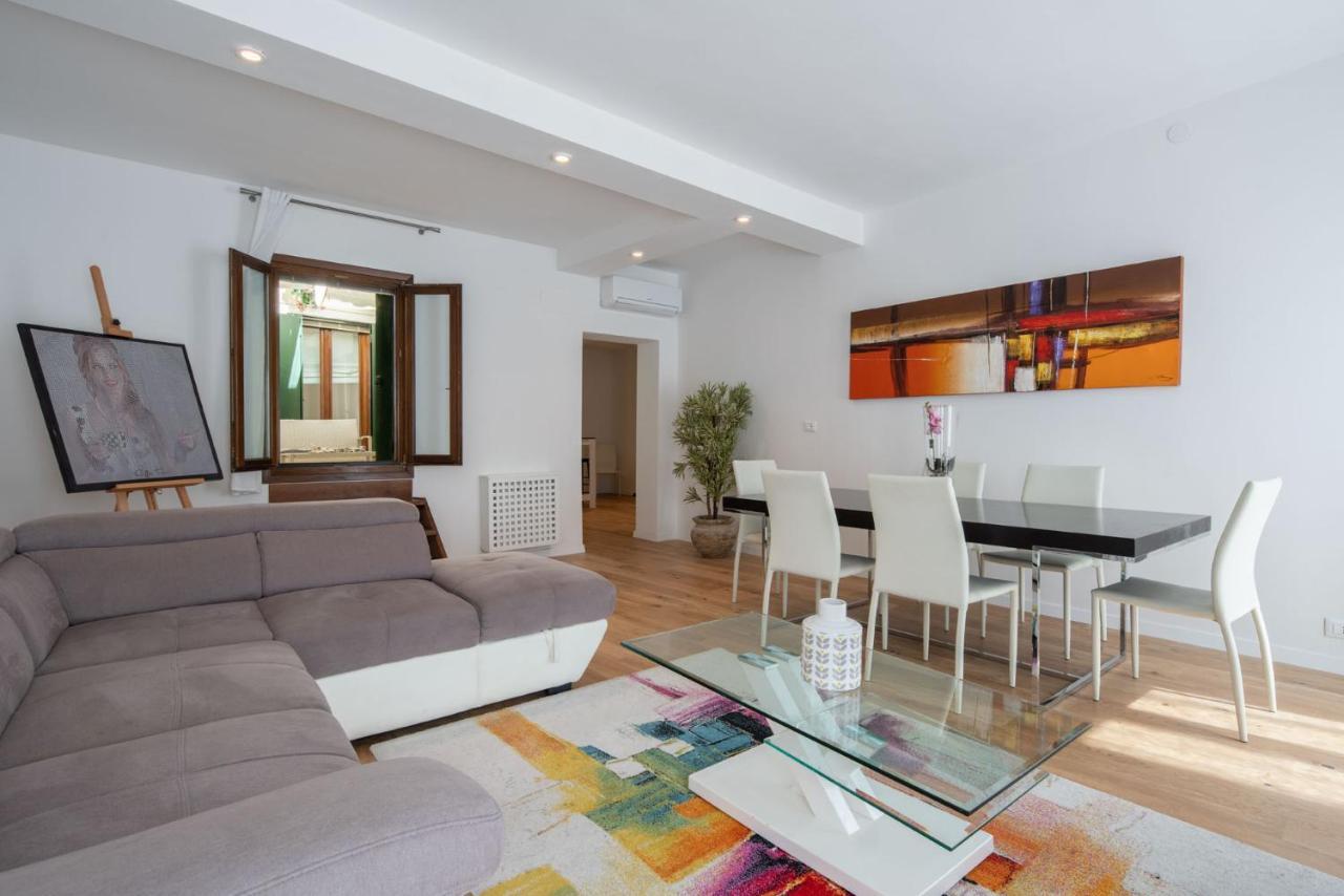 Apartamento San Marco Prestige With Terrace By Wonderful Italy Venecia Exterior foto