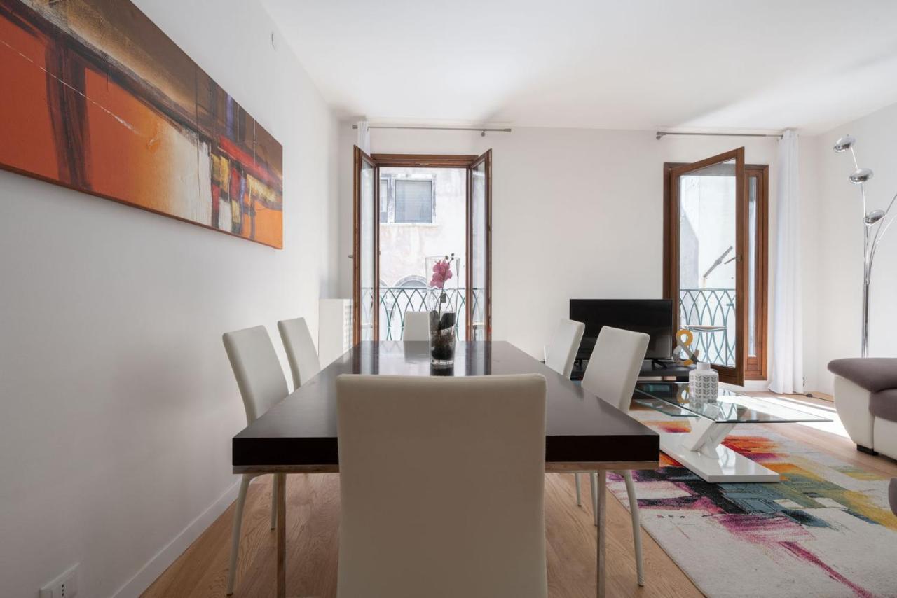Apartamento San Marco Prestige With Terrace By Wonderful Italy Venecia Exterior foto